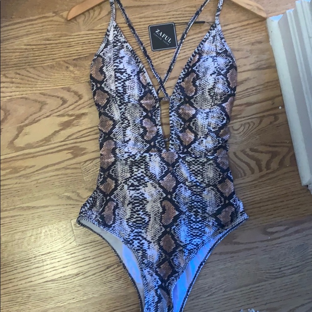 Bathing suit